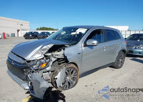 2019 Mitsubishi Outlander Sport 2.0 Se z USA, uszkodzony, nr VIN JA4AP4AU5KU014782